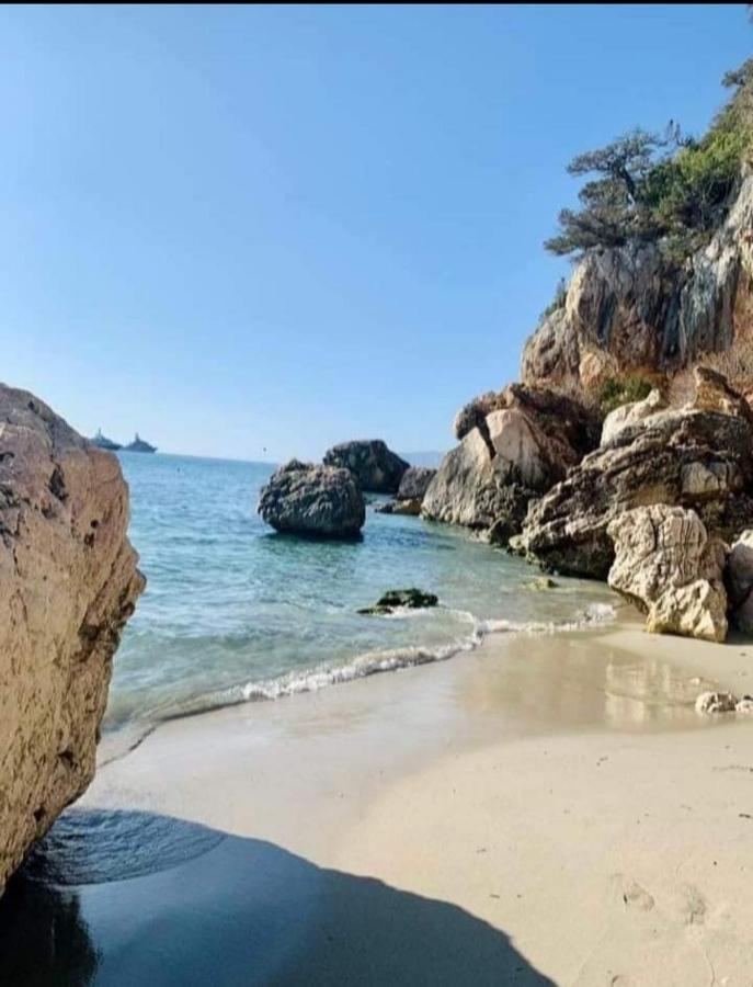 Suite Antonio Cagliari Bagian luar foto