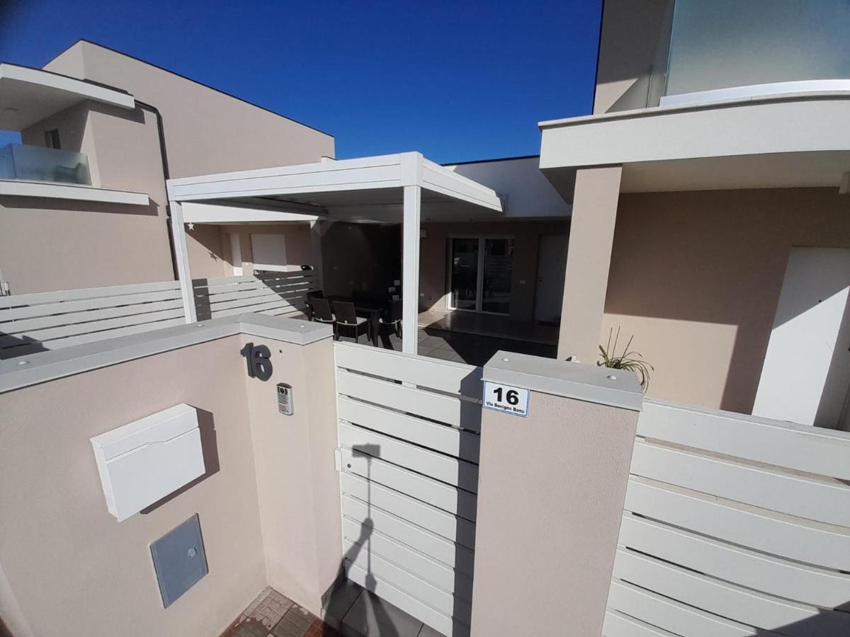 Suite Antonio Cagliari Bagian luar foto